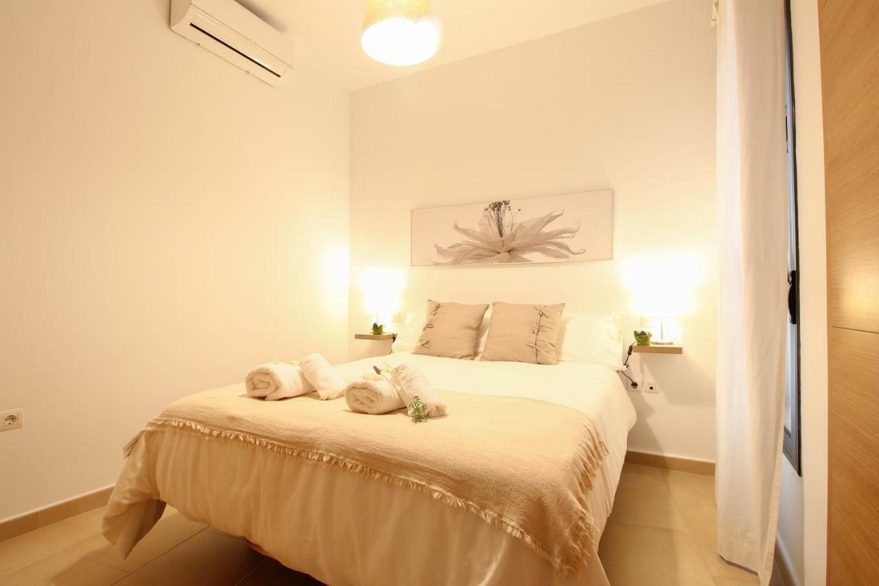 Apartamento San Julian Севиля Екстериор снимка